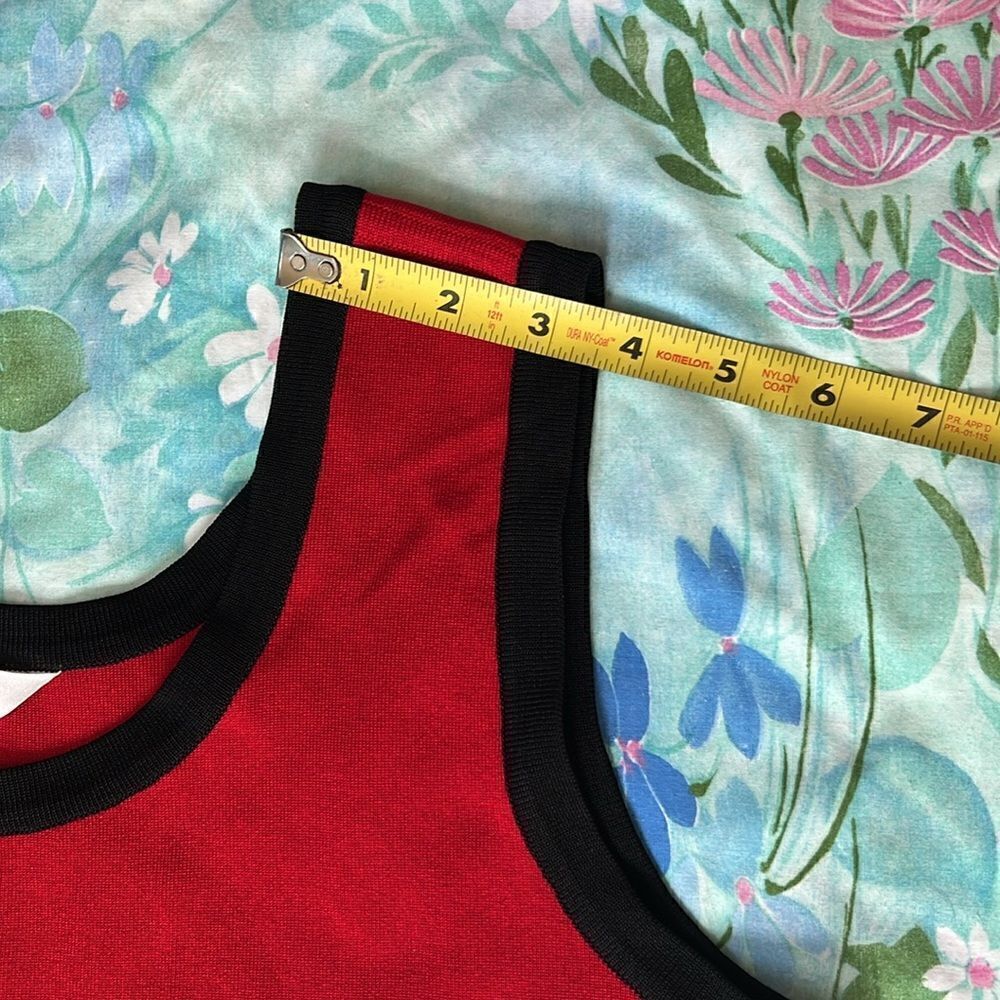 Exclusively Misook Knit Tank Top - L Red & Black - Picture 7 of 8